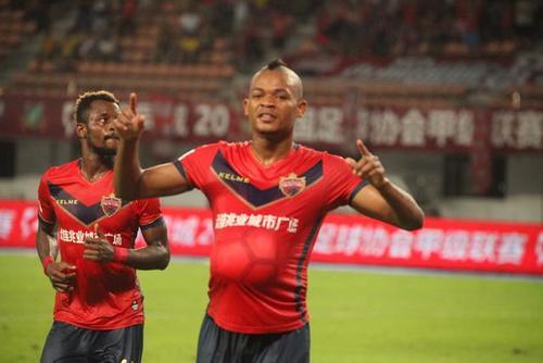 作为中超的升班马,深圳佳兆业队今年保级形势