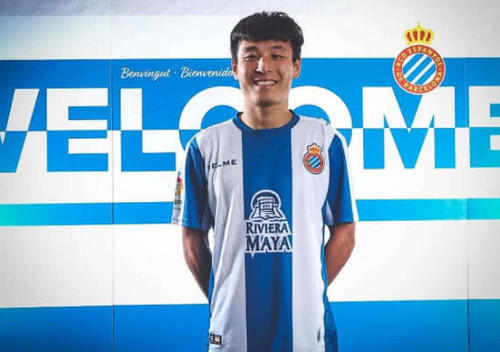 中国足球掀起留洋热潮!两大新星登陆西班牙 武