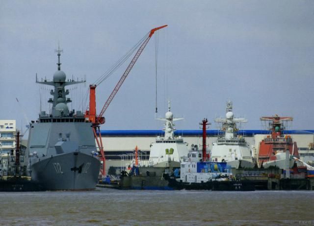 首艘055大型驱逐舰名称曝光 专家:这个名字最