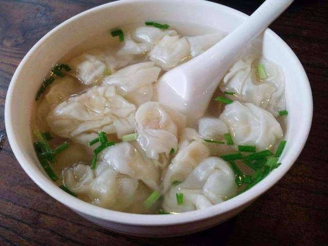 吃过广式云吞都会对这个味道念念不忘,教你包