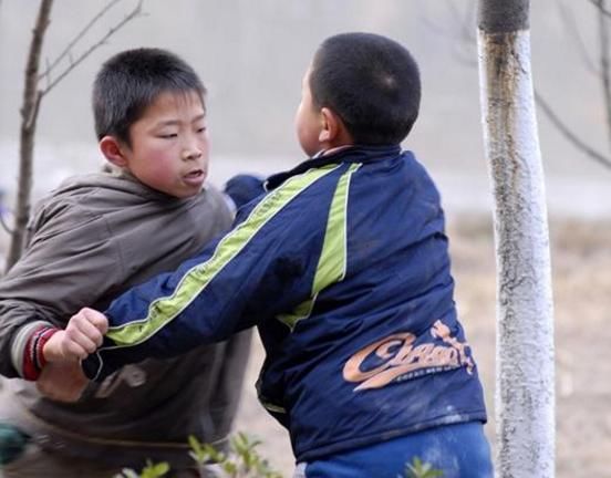 一个好老师和一群善良的孩子:人人爱我,我爱人