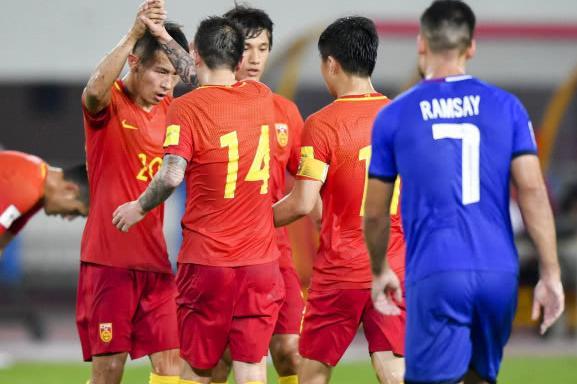 起底菲律宾足球:靠游戏与长相归化球员 聘埃帅