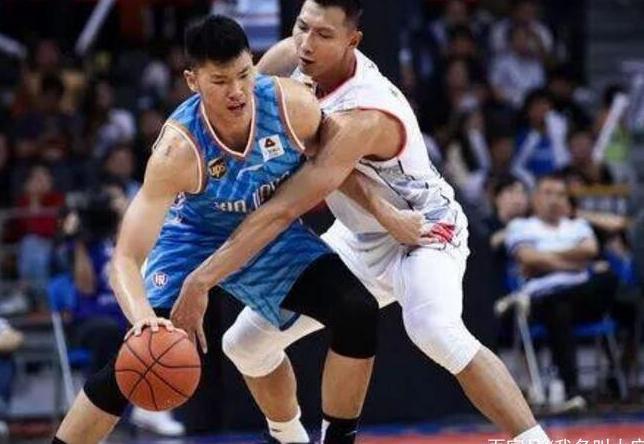 终于明白为什么广东男篮不担心新疆启用亚当斯