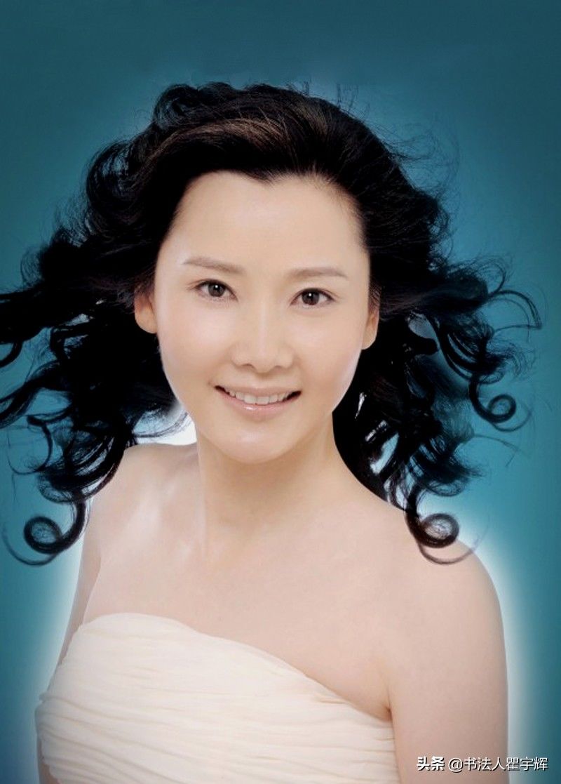 比较大气的女明星 t01b69c50cd14c480a4.jpg