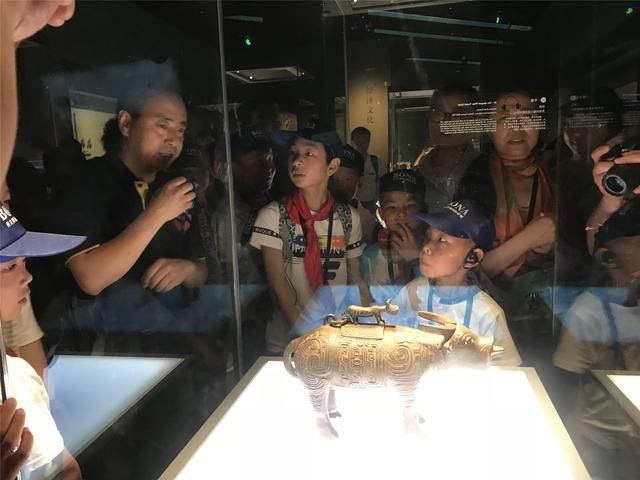 西安博纳影城举办六一游学记活动