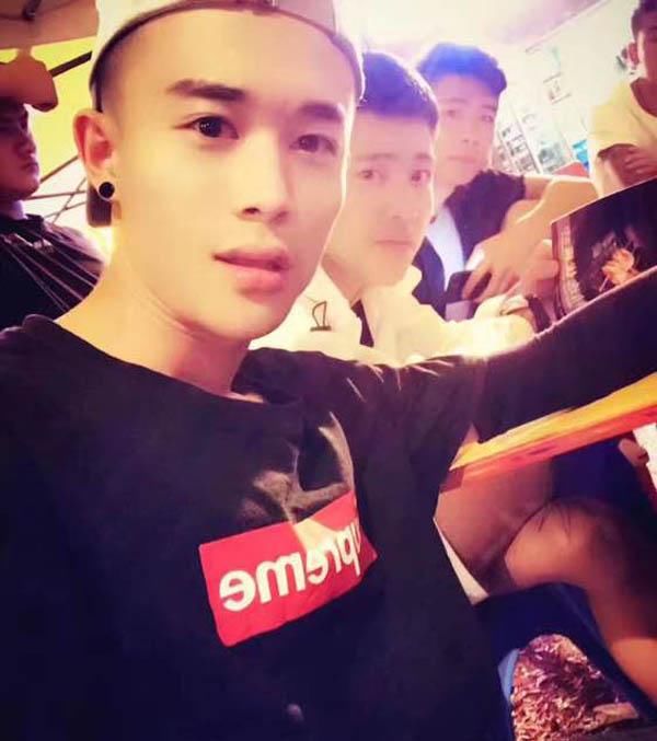 抖音我的将军啊被刷爆,原唱半阳背后的故事你