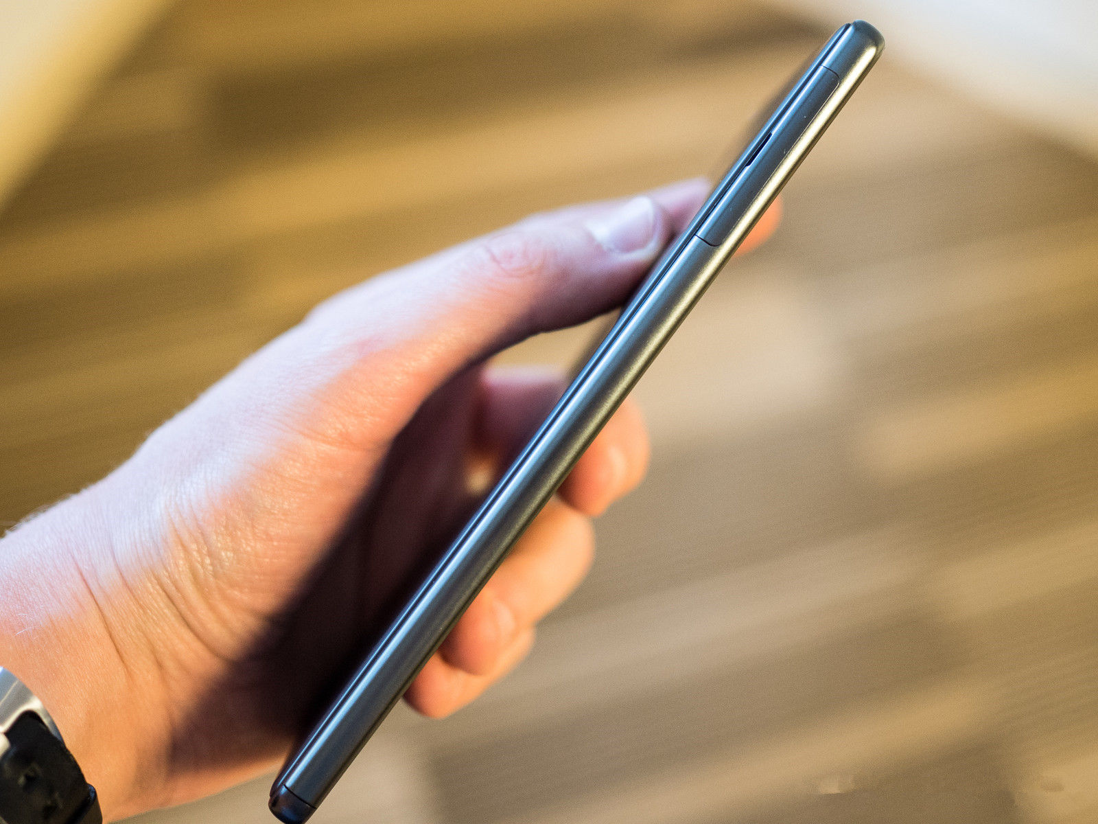 全球十大最薄旗舰手机,前七位都是国产!