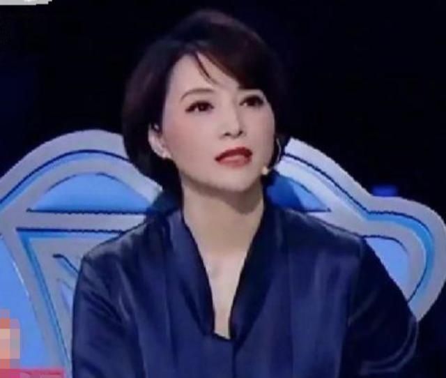 主持人大赛董卿不在