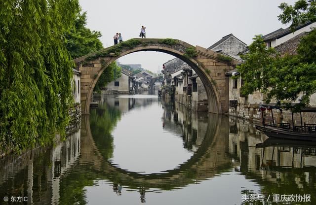 云梯上的西沱古镇，看得见的人间烟火气