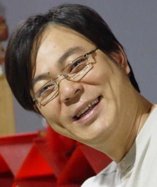 高亚麟爸爸：患病后暴瘦40斤命悬一线，儿子用开心疗法让他痊愈
