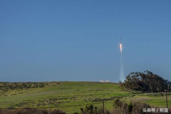 SpaceX的卫星网络计划将于本周六正式开始实验