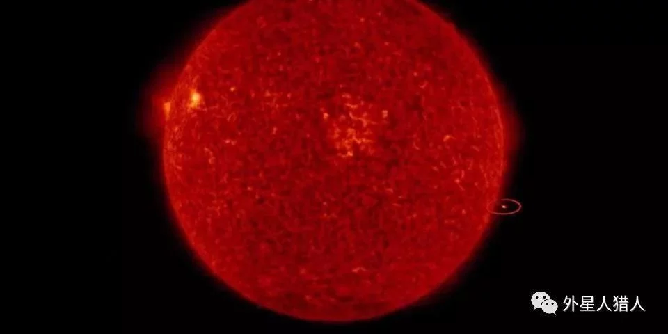 NASA拍到在太阳附近出现一个疑似UFO的物体 高清大图观看