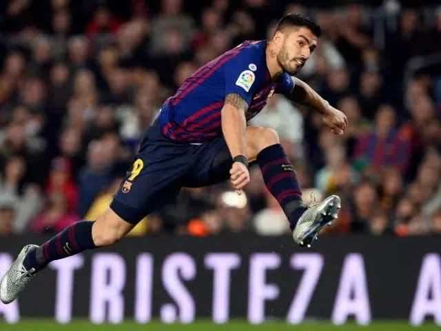 巴尔韦德挨个点评巴萨队员,看看他是怎么吹梅西的