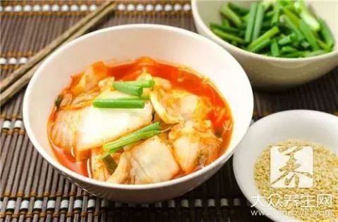 白菜豆腐粉丝汤的功效 t01bb40e7b0cd772e20.jpg