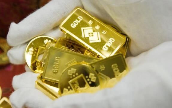 黄金多头偏强整理，祝朋友们新春愉快