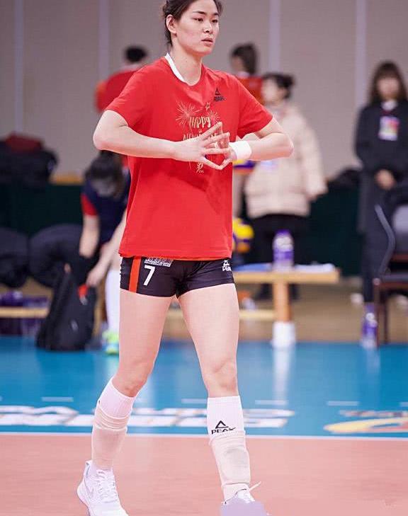 战福建,李盈莹将得到休息,天津女排重点考察郑益昕