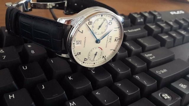 历峰手表售后维修中心万国手表走时不准