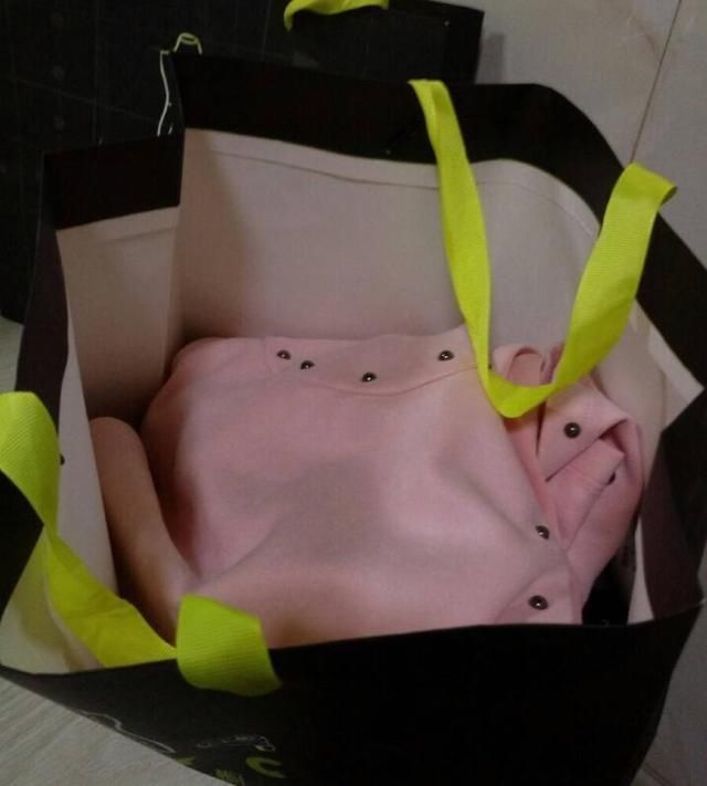 朋友来家里收拾大宝的衣服,如何委婉地告诉她