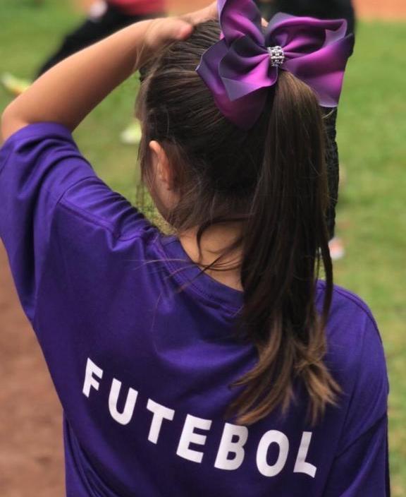 第一人!9岁女孩儿进男足梯队 她会成下一个玛