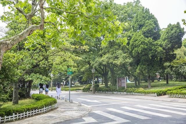 上合峰会让青岛更美丽，这个海滨异国风情浓郁的地方不容错过