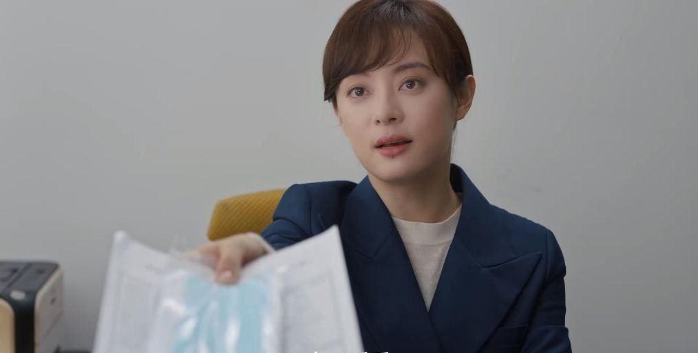《在一起》海清饰演梅爱华，做口罩失败？女强人要遭遇多重挑战