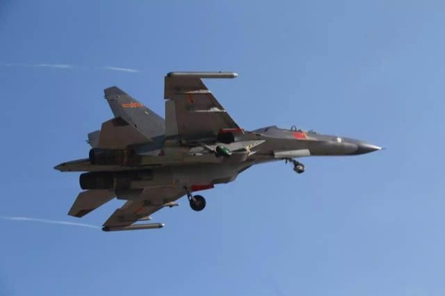 它是歼8战机最神秘的型号,能让对手战机变成瞎