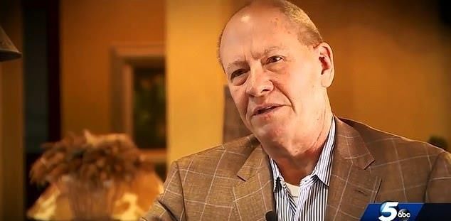 每日邮报报道:男子用狗药治疗肿瘤的故事