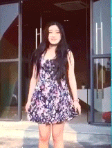 搞笑GIF:挤完地铁之后,我的裤子就变这样了 搞笑GIF:挤完地铁之后,我的裤子就变这样了