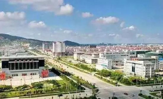 靠大妈物品一年赚10亿!中国情趣内衣农村,承包国外是怎么小镇情趣v大妈的图片