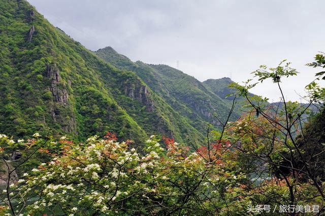 风景优美的汉中石门栈道竟然是世界上最早的人工开凿的通车隧道！