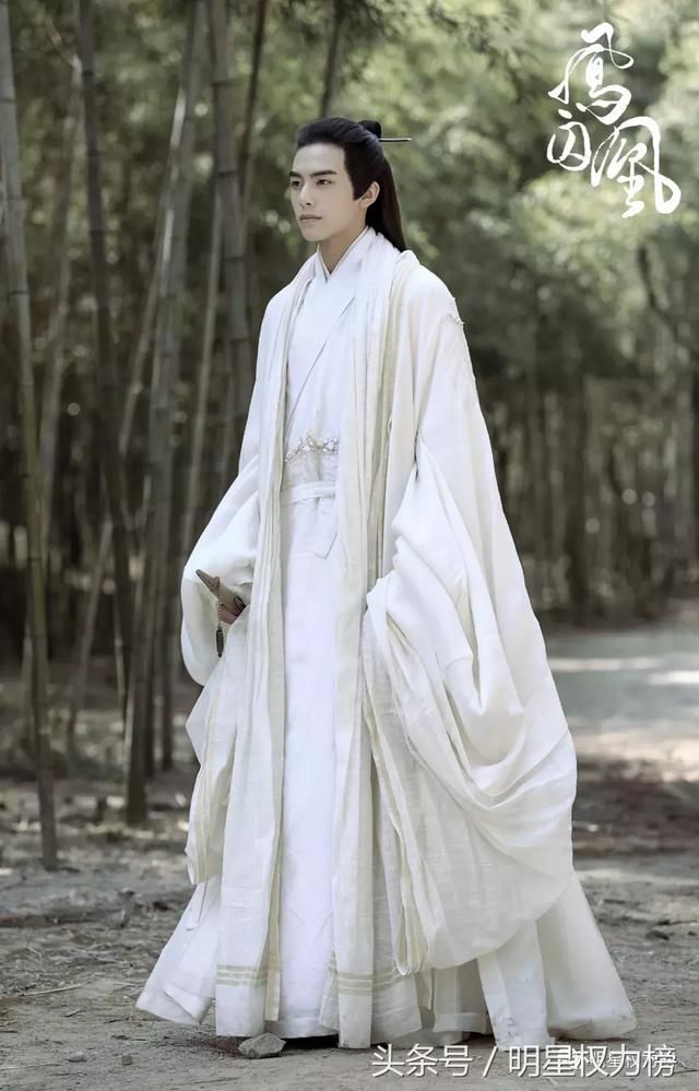 白敬亭胡一天肖战于朦胧，新晋古装男神你pick哪个?