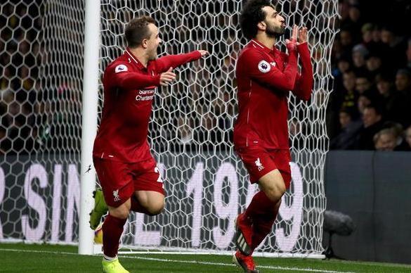 英超-萨拉赫进球 新秀世界波 10人利物浦3-0告