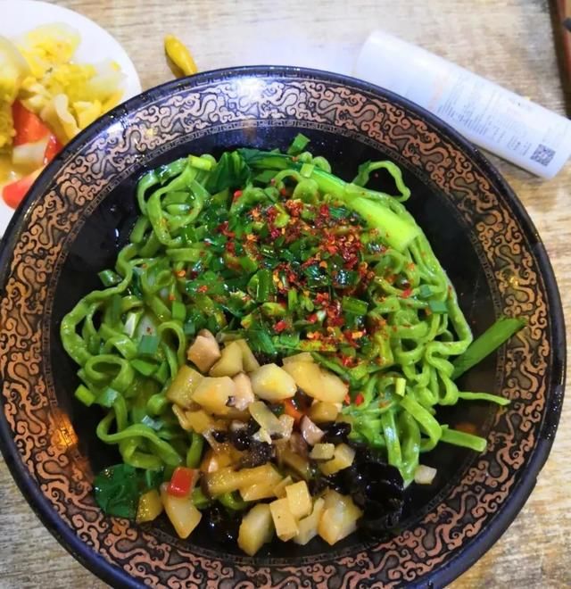 被吴亦凡的《大碗宽面》折服?快收好西安这1