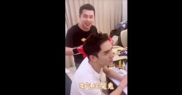 小助理付鹏回应与李佳琦关系：我们终究还是分手了