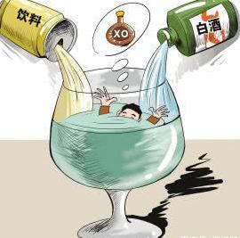 长期喝酒的人,身上若出现3高、2低,小心肝脏