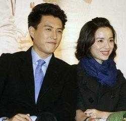 靳东与胡歌前女友江疏影甜蜜牵手?宠妻日常复