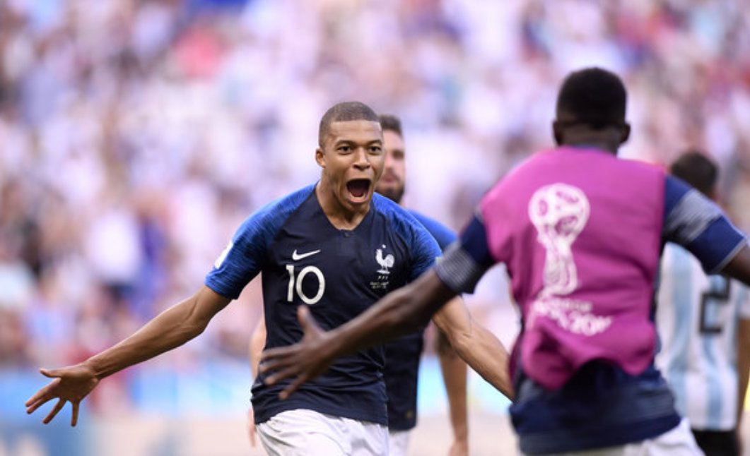 姆巴佩当选为阿根廷队与法国队比赛的最佳球员