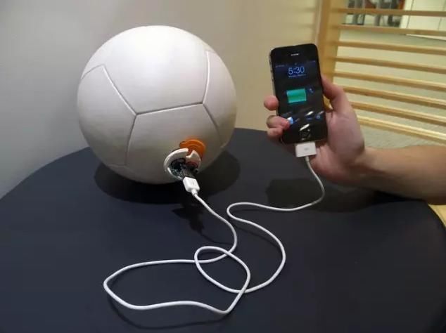 《战狼2》非洲人对中国人的尊重，如今败给美国这一个小发明