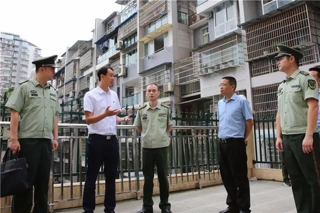 宜宾消防支队主官深入兴文消防大队督导检查消