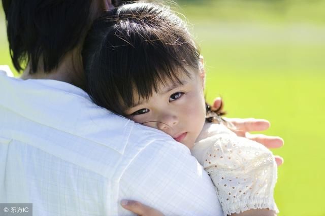 给女儿准备了十八万的嫁妆，去准女婿家吃顿饭后，嫁妆我只给八千