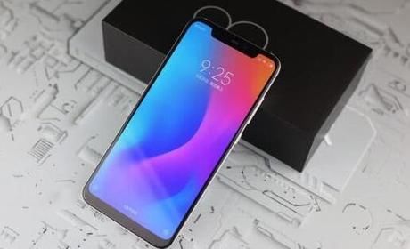 小米8和荣耀V10相比哪个值得买?手机测评分享