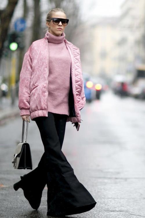 粉色大衣怎么搭配围巾 这5种推荐给你
