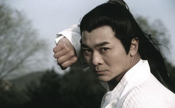 演员吴樾摔倒散打王!但价值100万猴脸却让八极