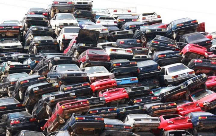 2018年新交规,汽车开多久报废,你知道吗