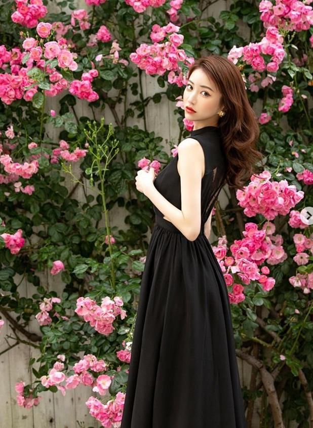 日本第一女公关爱泽绘美里隐退，不菲身价曝光年收入超两亿