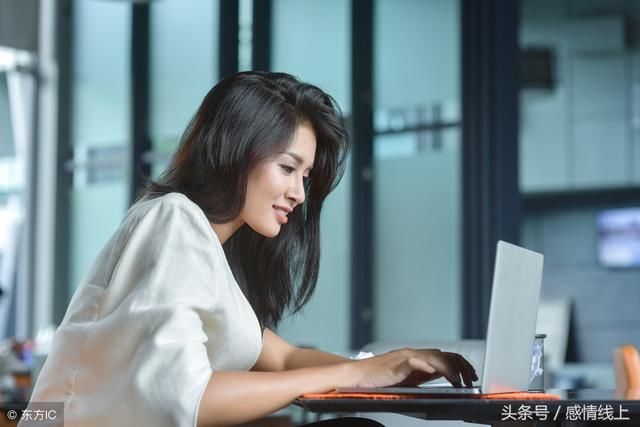 准备带公婆去旅游,5岁女儿跟我说了一句悄悄话,我退了他们机票