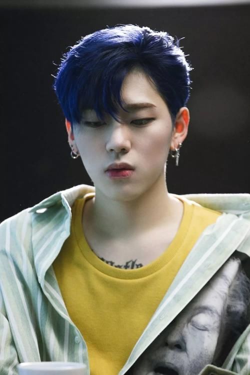 壁纸控|黑泡大势,一个集作词作曲十八般武艺于