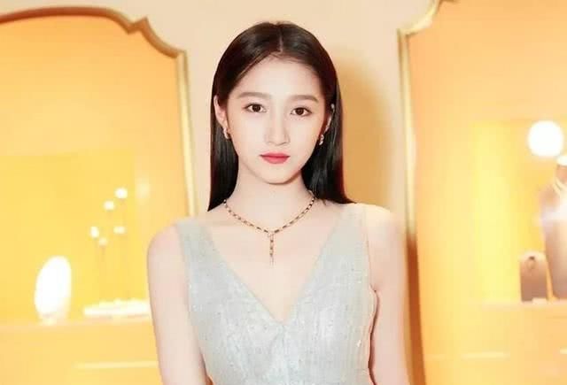 从“国民闺女”到“心机太妹”,被误解的这些年,她不怕“露怯” 博e百娱乐国际