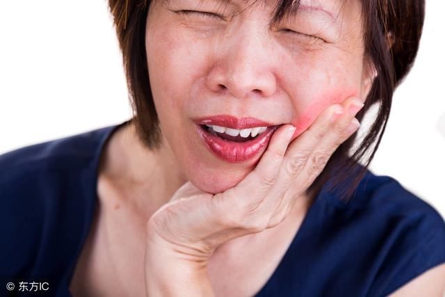牙痛得睡不着?别急着吃止痛药，用它泡点水喝，“冲”走痛感