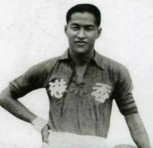 中国足球的辉煌历史:血洗日韩,脚踢英法,称霸亚